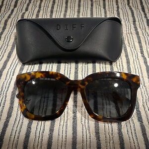 Diff Carson Sunglasses